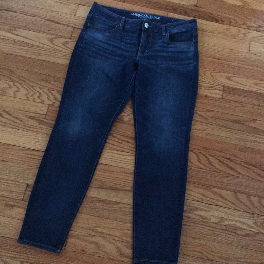 AMERICAN EAGLE DARK WASH JEGGING (12 REGULAR)